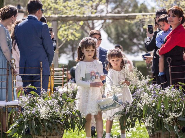 La boda de David y Ana en Valdetorres De Jarama, Madrid 29