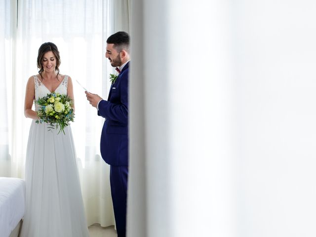 La boda de Javier y Meritxell en Vilanova I La Geltru, Barcelona 3