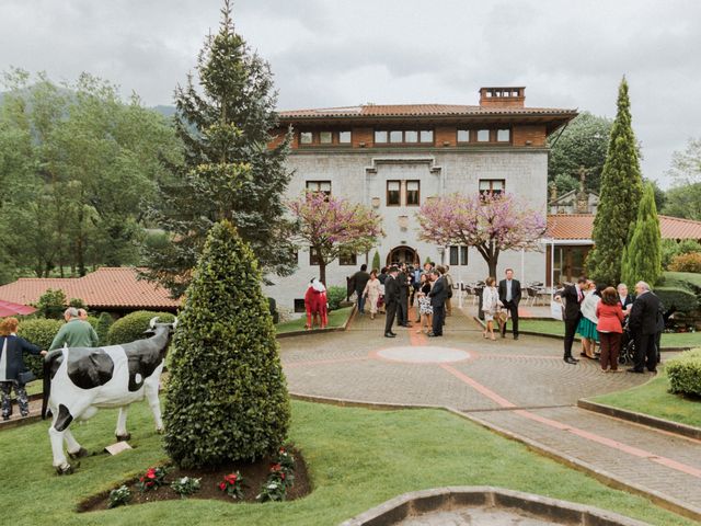 La boda de Aitor y María en Bilbao, Vizcaya 34