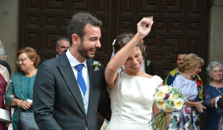 La boda de Borja y  Henar  en Madrid, Madrid