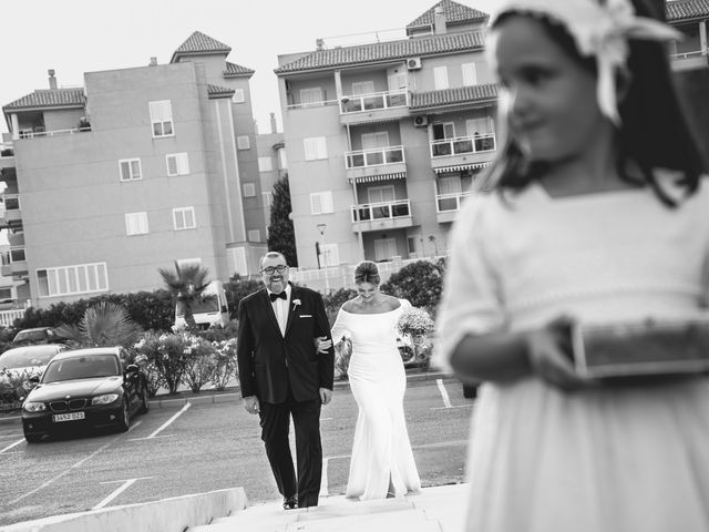 La boda de Sonia y Manu en Almerimar, Almería 17