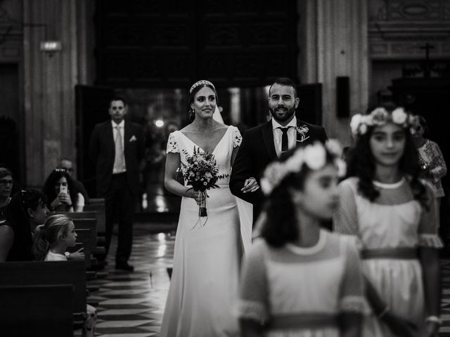 La boda de Mike y Marta en Dos Hermanas, Sevilla 39