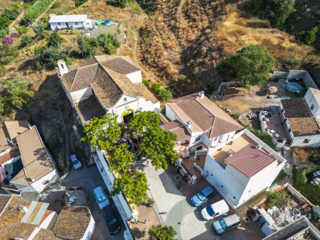 La boda de Antonio y Sandra en Algarrobo Costa, Málaga 48