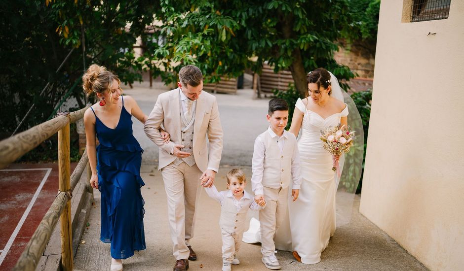 La boda de Mariscal Fijo y Mari  en L' Espluga De Francoli, Tarragona