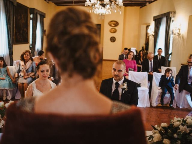 La boda de Luis y Beatriz en Torrejón De Ardoz, Madrid 32