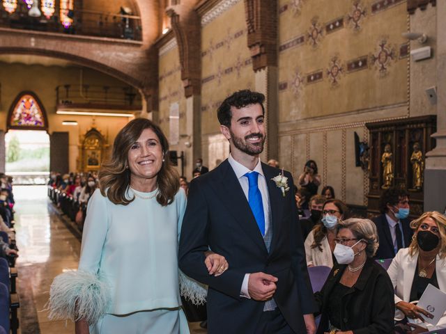 La boda de Carlos y Pili en Cabrera De Mar, Barcelona 38