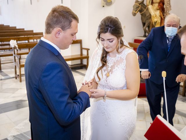 La boda de Miguel y Leticia en Adra, Almería 51