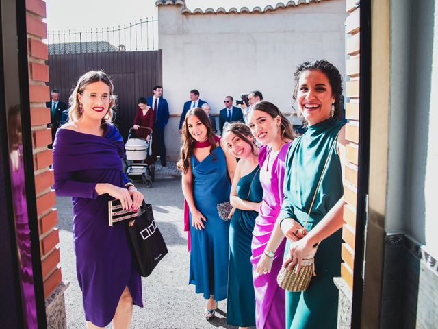 La boda de Alba y Jesus en Villanueva De San Carlos, Ciudad Real 31