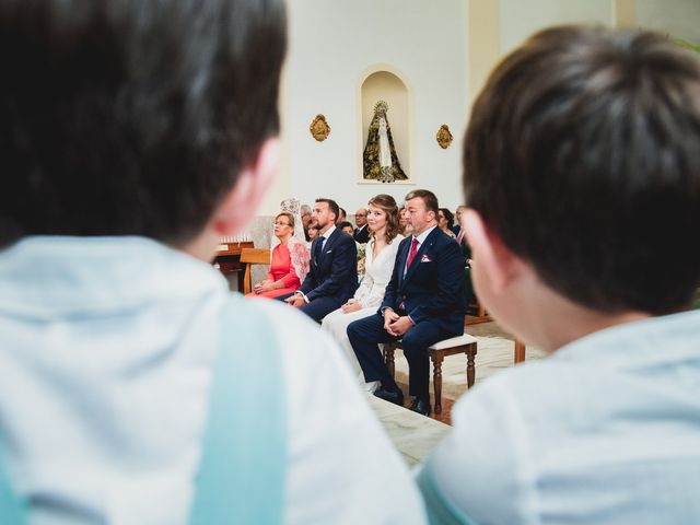 La boda de Alba y Jesus en Villanueva De San Carlos, Ciudad Real 38