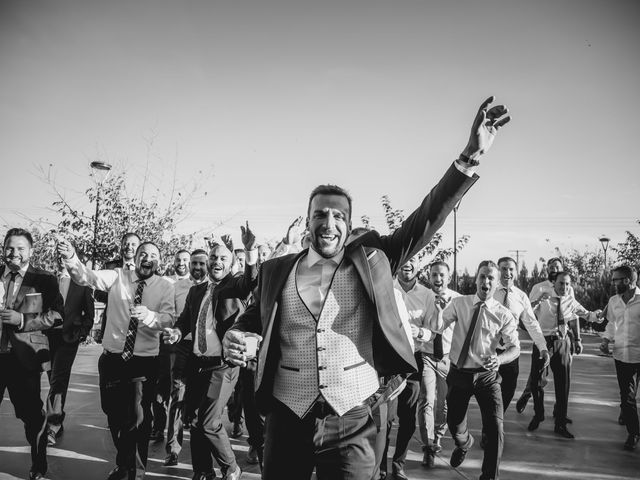 La boda de Alba y Jesus en Villanueva De San Carlos, Ciudad Real 66