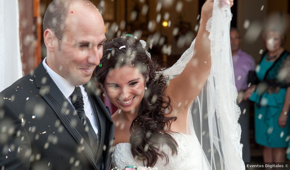 La boda de Juanma y Mónica en Alhaurin De La Torre, Málaga