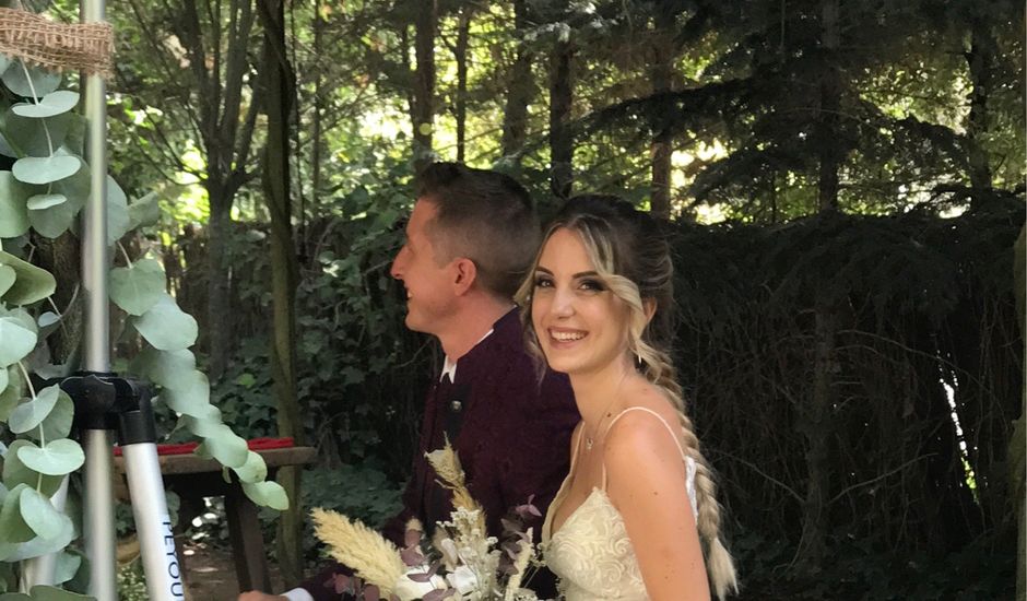 La boda de Cristian y Silvia en La Pobla De Claramunt, Barcelona