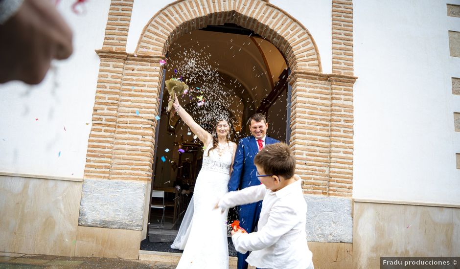 La boda de Miguel y Leticia en Adra, Almería