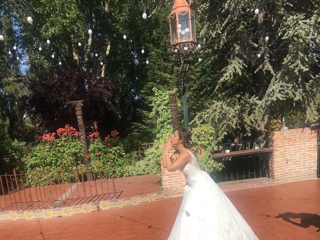 La boda de Mario  y Belinda  en Alcalá De Henares, Madrid 21