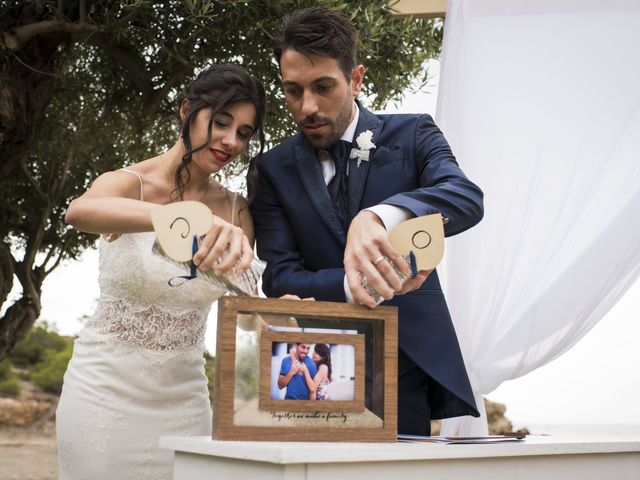 La boda de Cristina y Omar en L&apos; Ametlla De Mar, Tarragona 18