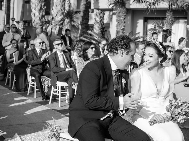 La boda de Marce y Esther en Santi Petri, Cádiz 26