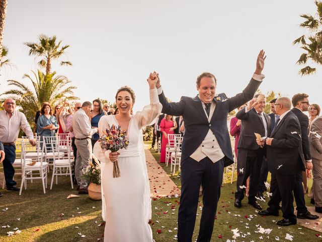 La boda de Marce y Esther en Santi Petri, Cádiz 37