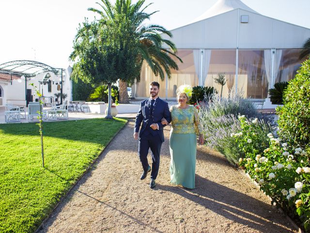 La boda de Sandra y Ángel en Almendralejo, Badajoz 23