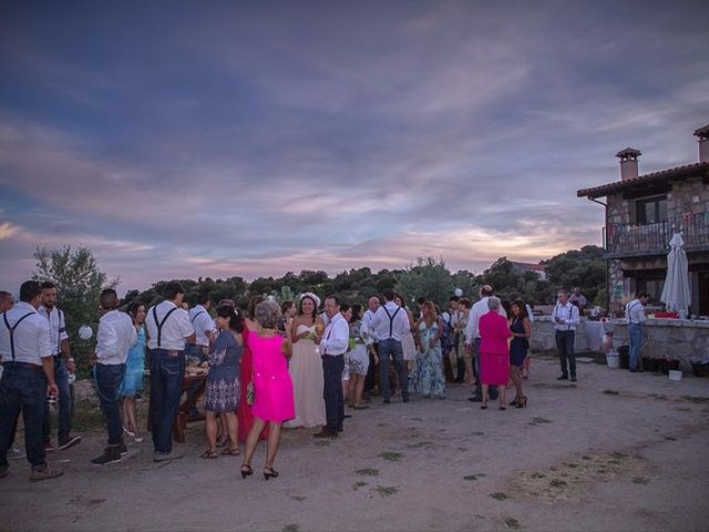 La boda de Luis y Luza en Fresnedilla De La Oliva, Madrid 53