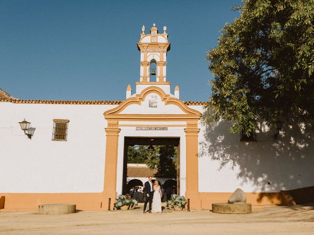 La boda de Joe y Victoria en Alcala De Guadaira, Sevilla 91