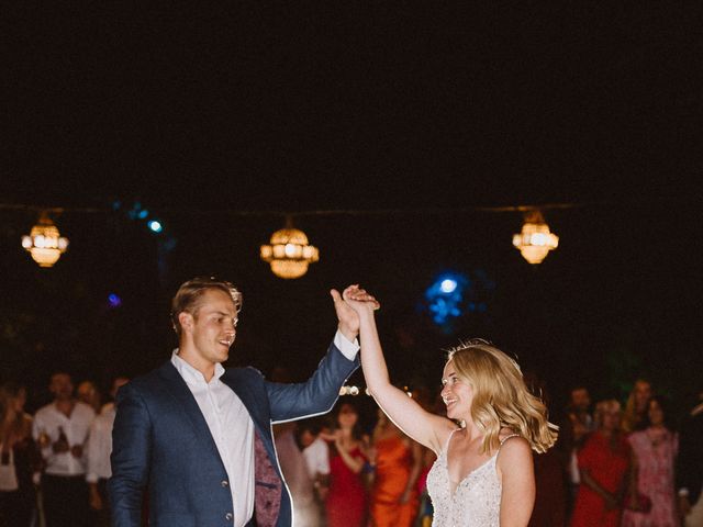 La boda de Joe y Victoria en Alcala De Guadaira, Sevilla 131