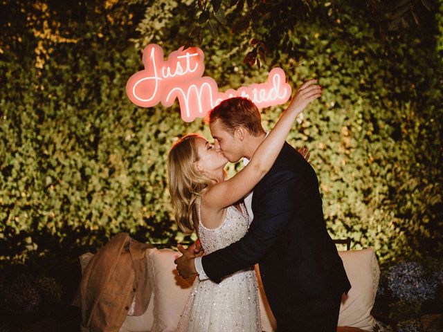 La boda de Joe y Victoria en Alcala De Guadaira, Sevilla 143