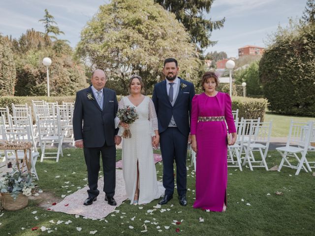 La boda de Pablo y Rocio en Cambre, A Coruña 16