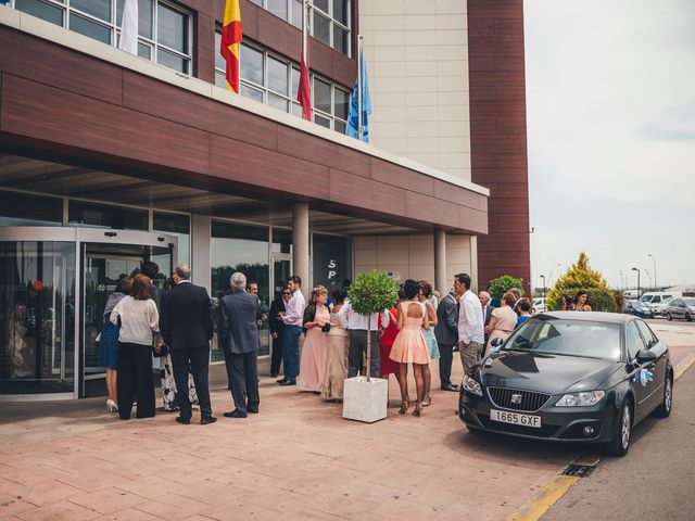 La boda de Javier y Aurora en Albacete, Albacete 20