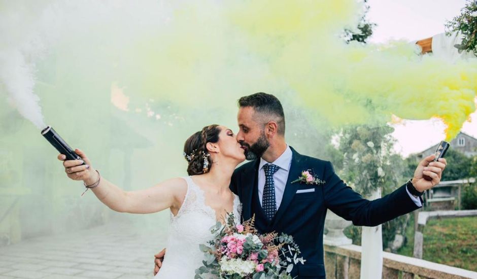 La boda de Mauro  y Susana  en Bueu (Casco Urbano), Pontevedra