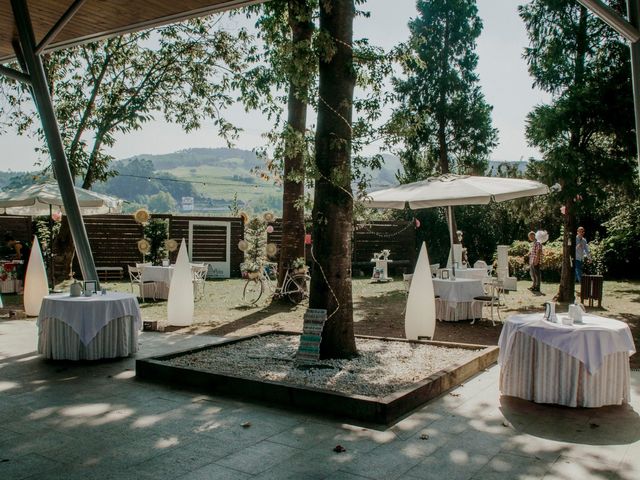 La boda de Alex y Lara en Oruña De Pielagos, Cantabria 17