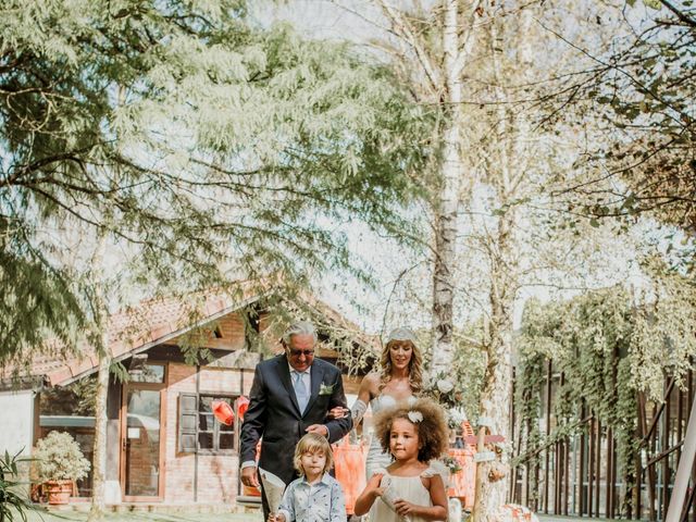 La boda de Alex y Lara en Oruña De Pielagos, Cantabria 27