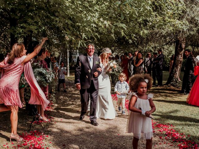 La boda de Alex y Lara en Oruña De Pielagos, Cantabria 31