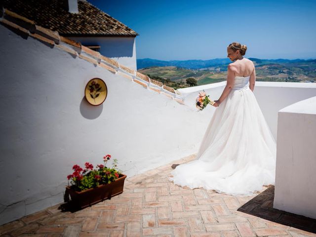 La boda de Ian y Alex en La Joya Nogales, Málaga 25