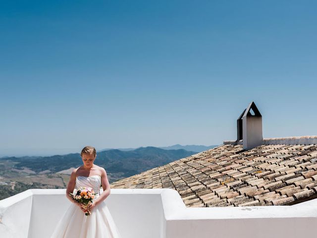 La boda de Ian y Alex en La Joya Nogales, Málaga 27