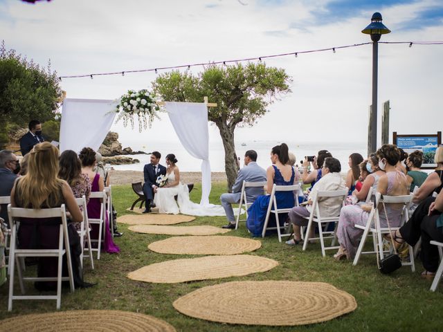 La boda de Cristina y Omar en L&apos; Ametlla De Mar, Tarragona 16