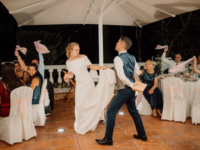 La boda de Juan y Pippa en Santpedor, Barcelona 101