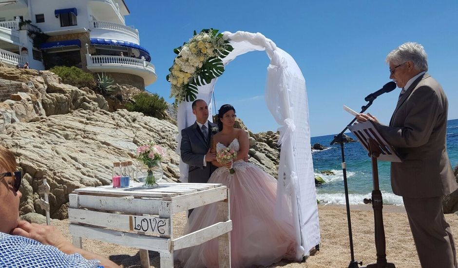 La boda de Sergi y Núria en Platja D'aro, Girona