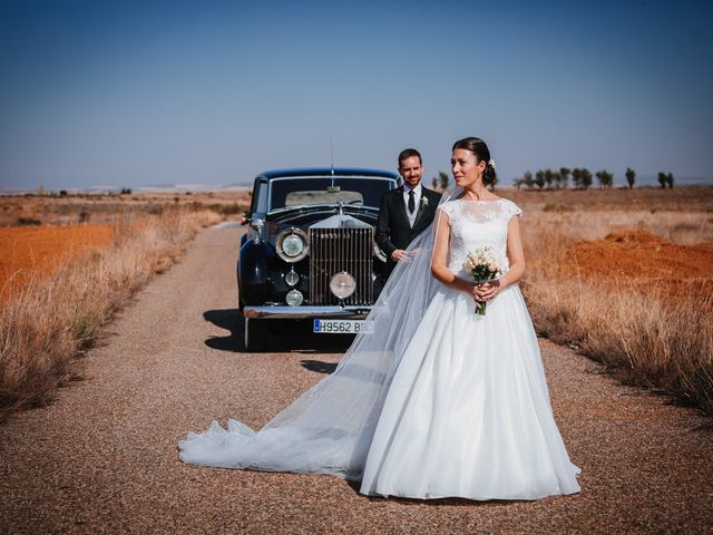 La boda de Roger y Sara en Cembranos, León 43