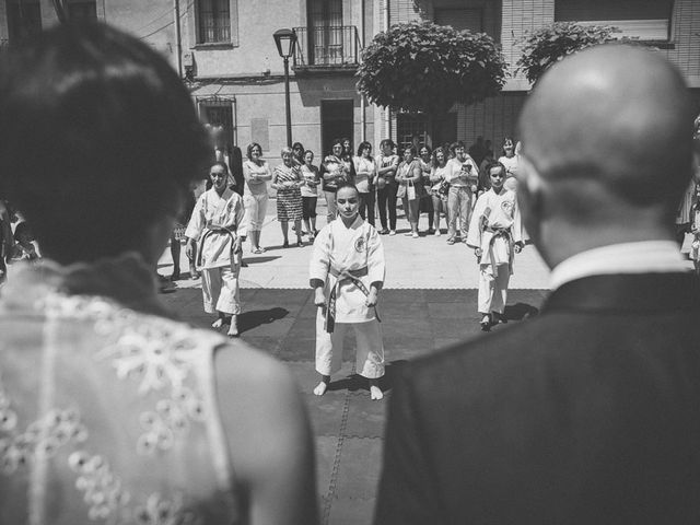 La boda de Enrique y Luisa en Navarrete, La Rioja 79