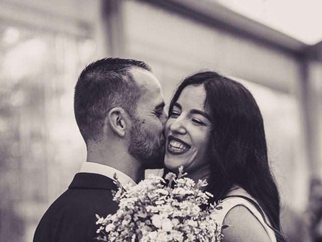 La boda de Carlos y Yaiza en A Coruña, A Coruña 22