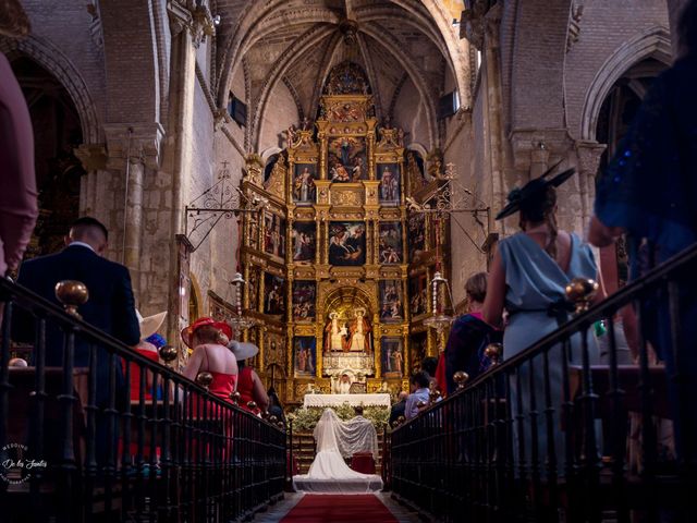 La boda de Emilio y Miriam en Sevilla, Sevilla 1