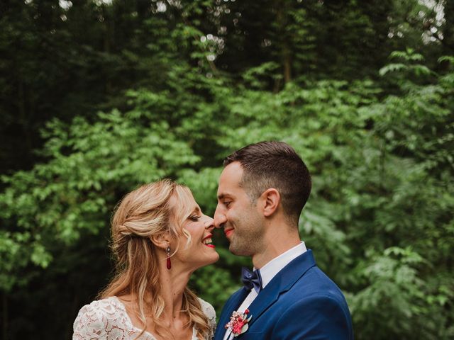 La boda de Mikel y LIerni en Hondarribia, Guipúzcoa 32