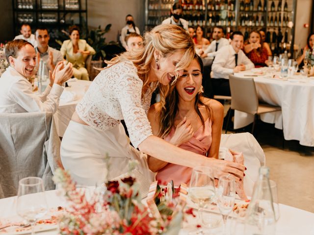 La boda de Mikel y LIerni en Hondarribia, Guipúzcoa 65