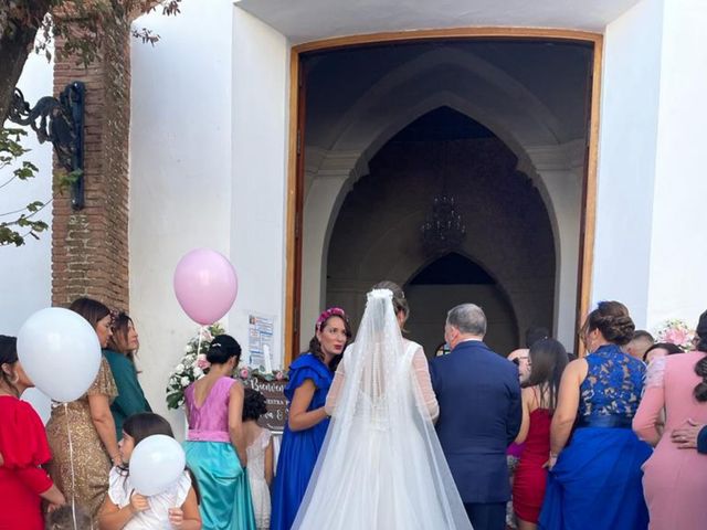 La boda de Javi y Neiva en Benamocarra, Málaga 13