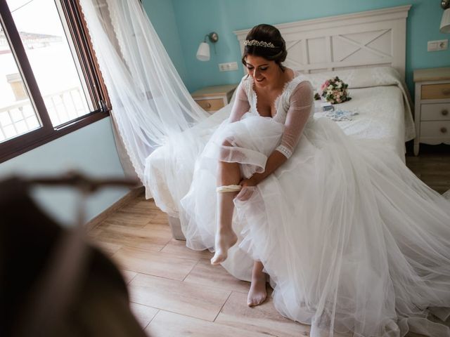 La boda de Javi y Neiva en Benamocarra, Málaga 14