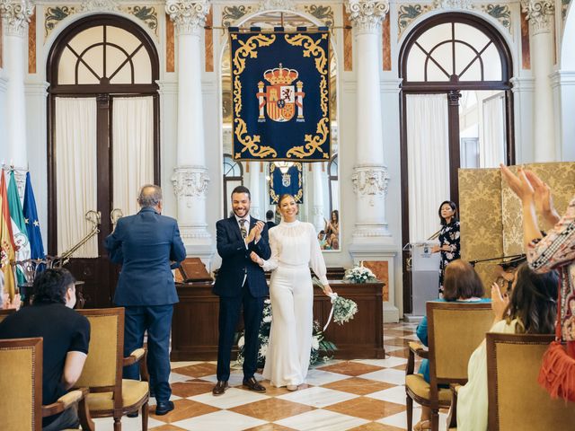 La boda de María Guerrero  y Jose Luis Moreno  en Málaga, Málaga 4