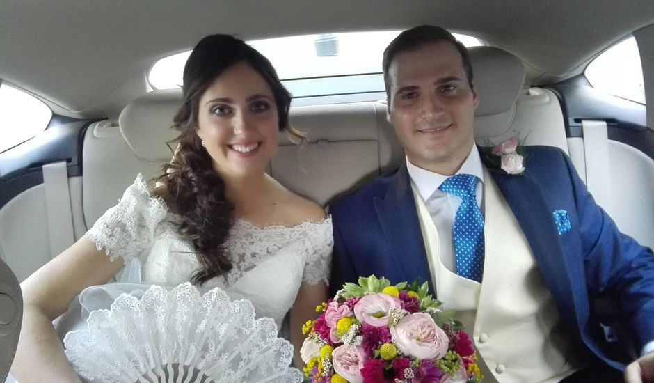 La boda de Beatriz y Javier en Sevilla, Sevilla