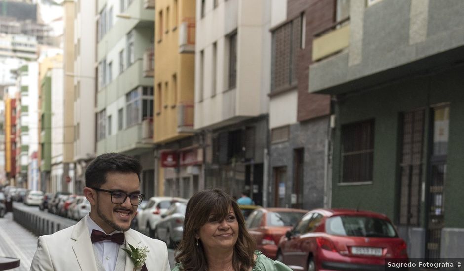 La boda de Oscar y Laura en Las Palmas De Gran Canaria, Las Palmas