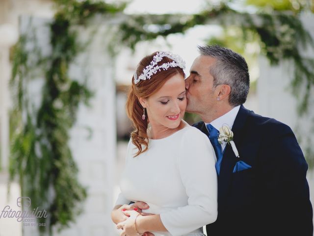 La boda de Rubén García Santamaría  y Kelly Martín Negrillo en Valencia, Valencia 2
