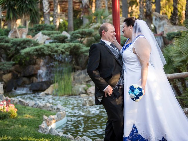 La boda de VICTOR y REBECA en Callosa De Segura, Alicante 28